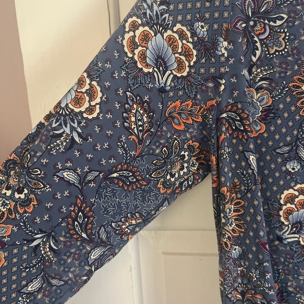 J. Jill Blue Paisley Floral Long Sleeve Top